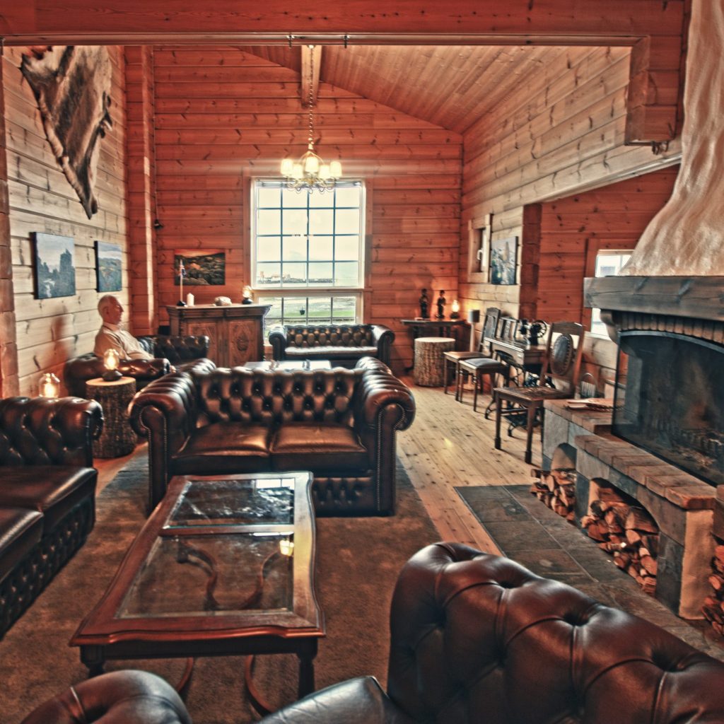 Hotel_Lobby_10